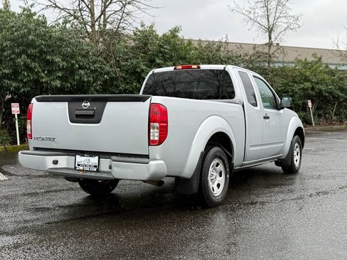Used 2018 Nissan Frontier S image 3
