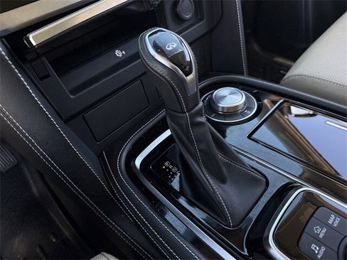 Used 2023 INFINITI QX80 Premium Select w/ Cargo Package image 21