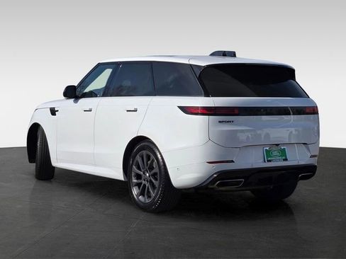 Used 2024 Land Rover Range Rover Sport Dynamic SE image 4