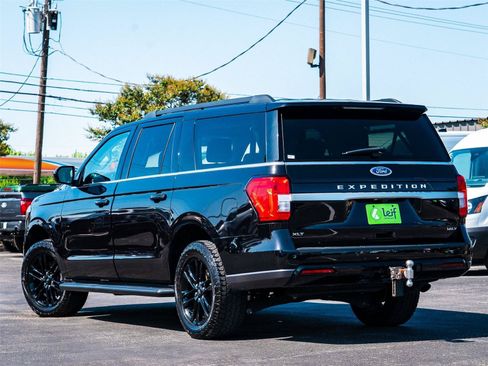 Used 2024 Ford Expedition Max XLT RWD image 5