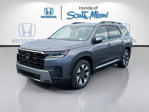New 2026 Honda Pilot Touring image 3