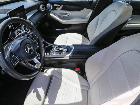 Used 2017 Mercedes-Benz C 300 Sedan image 5