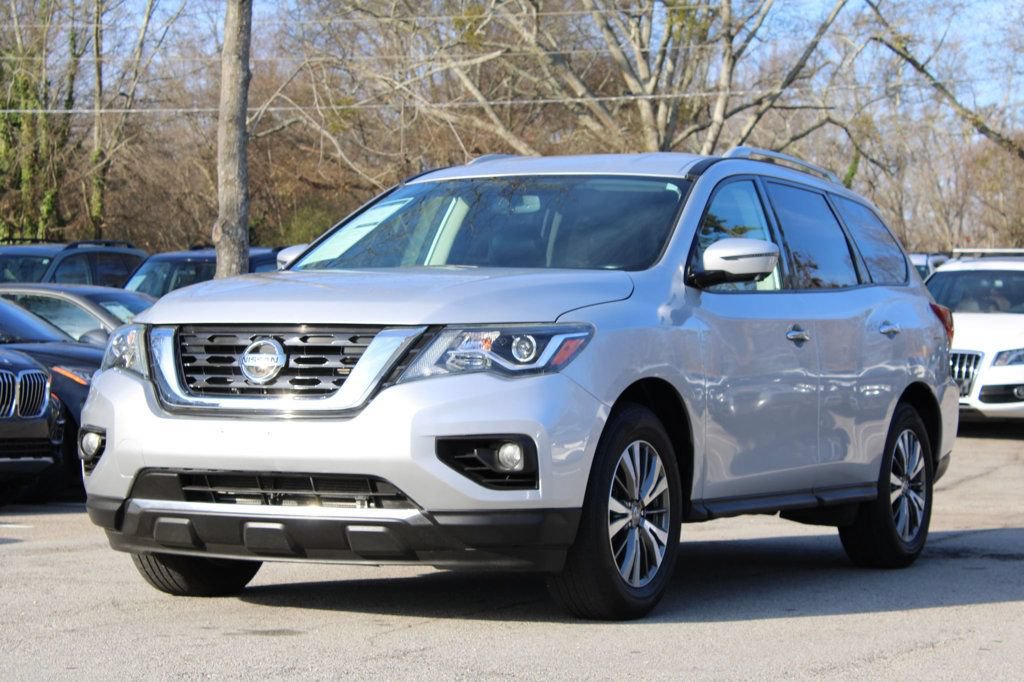 Used 2020 Nissan Pathfinder SL FWD image 3