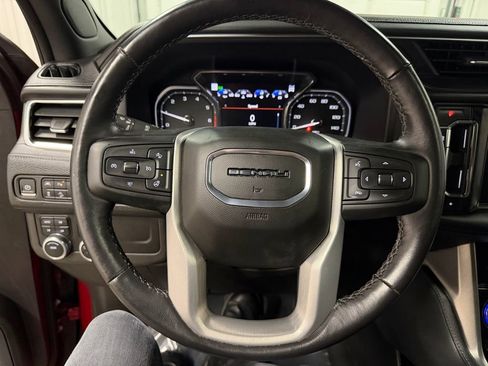 Certified 2021 GMC Yukon Denali image 46