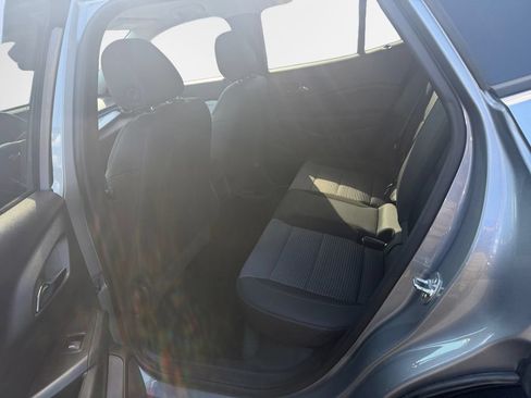 Certified 2025 Chevrolet Trax LT w/ Driver Confidence Package FWD image 24