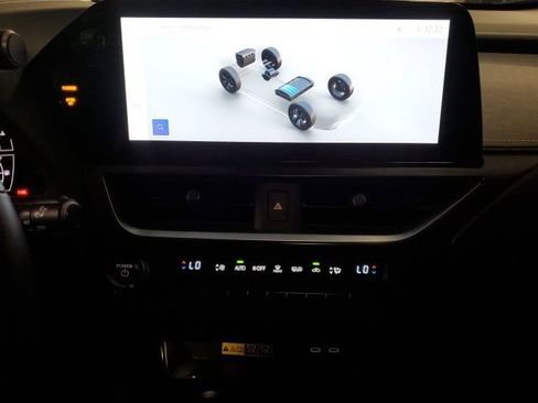 Used 2023 Lexus UX 250h AWD w/ Premium Package image 20
