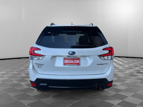 Used 2020 Subaru Forester Limited AWD/4WD image 5