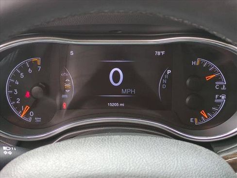 Used 2018 Jeep Grand Cherokee Limited RWD image 11