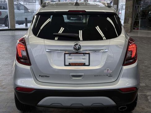 Used 2019 Buick Encore Essence image 11