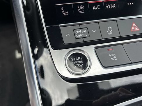 Used 2024 Audi Q7 2.0T Premium Plus AWD/4WD image 33
