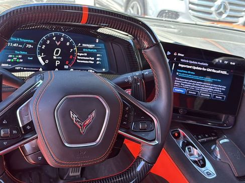 Used 2025 Chevrolet Corvette Z06 w/ Stealth Interior Trim Package RWD image 21