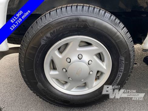 Used 2014 Ford E-250 and Econoline 250 w/ Power Group image 15