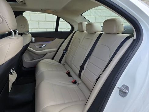 Used 2021 Mercedes-Benz C 300 4MATIC Sedan image 30