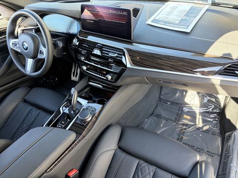 Used 2023 BMW 540i w/ M Sport Package image 12
