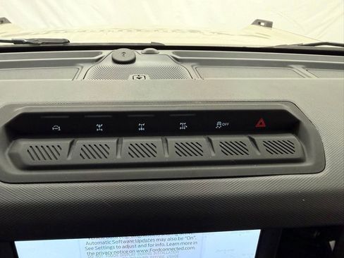 New 2025 Ford Bronco Badlands AWD/4WD image 36