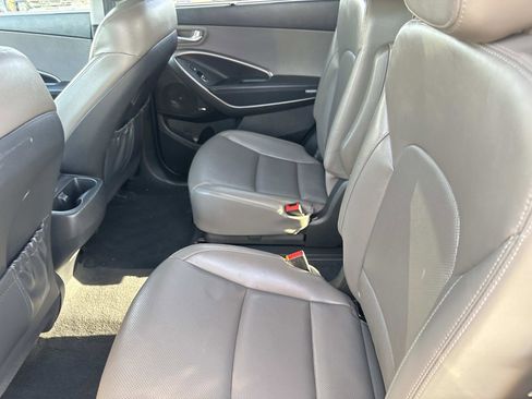 Used 2019 Hyundai Santa Fe XL image 23