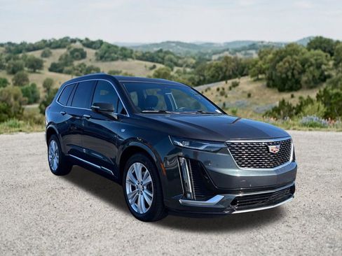 Used 2023 Cadillac XT6 Premium Luxury AWD/4WD image 8