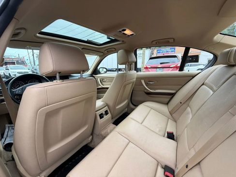 Used 2011 BMW 328i xDrive Sedan AWD/4WD image 37