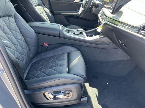 New 2026 BMW X7 xDrive40i AWD/4WD image 26