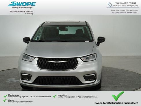 Used 2024 Chrysler Pacifica Limited FWD image 8
