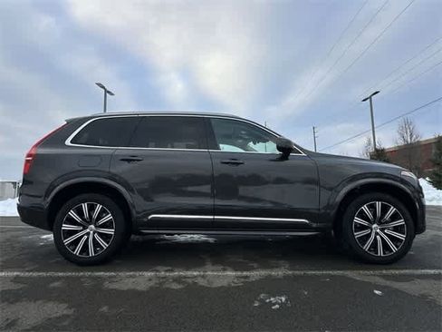 Used 2024 Volvo XC90 B6 Plus w/ Protection Package Premier image 3