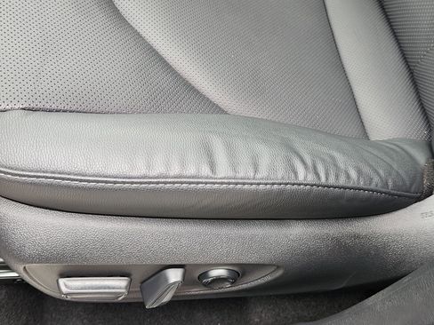 Certified 2025 Toyota Grand Highlander AWD image 22