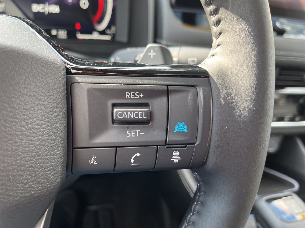 Used 2026 Nissan Rogue Platinum w/ Platinum Premium Package AWD/4WD image 18