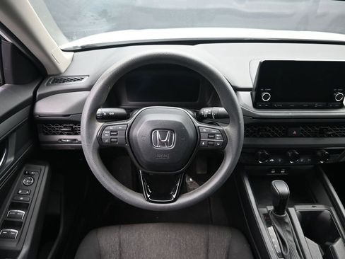 Used 2024 Honda Accord LX image 19