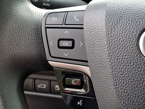 Used 2025 Toyota Camry LE FWD image 21