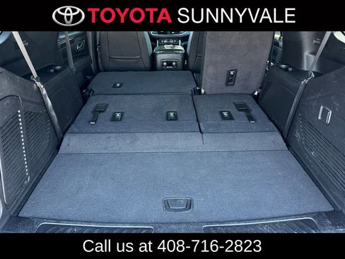 Used 2024 Chevrolet Tahoe LT image 20