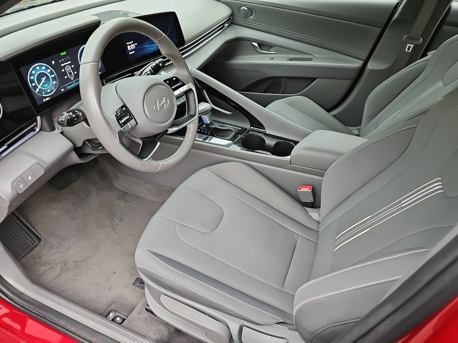 Used 2025 Hyundai Elantra SEL FWD image 19