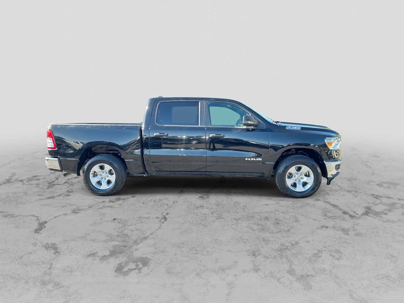 Used 2023 RAM 1500 Big Horn AWD/4WD image 9