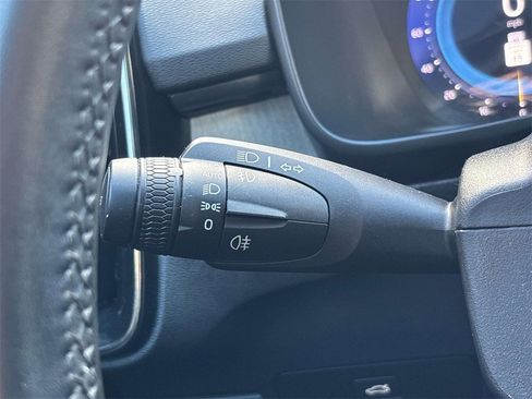 Used 2024 Volvo XC40 B5 Plus w/ Climate Package image 29