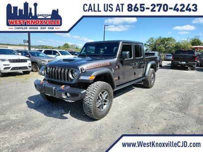 Used 2025 Jeep Gladiator Mojave w/ Convenience Group