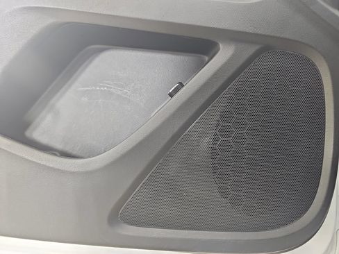 Used 2023 Chevrolet Traverse LT w/ LPO, Floor Liner Package AWD/4WD image 36