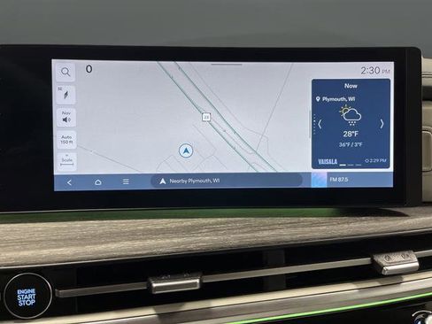 Used 2024 Hyundai Santa Fe Limited image 10