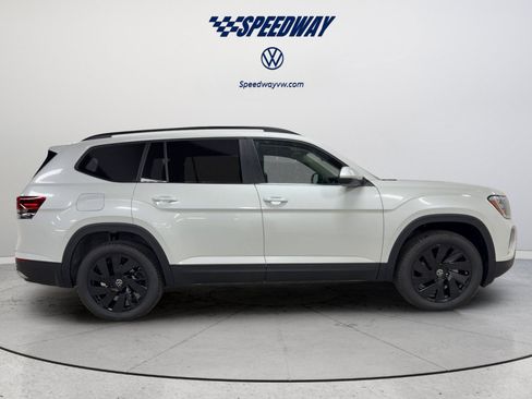 New 2026 Volkswagen Atlas SE AWD/4WD image 4