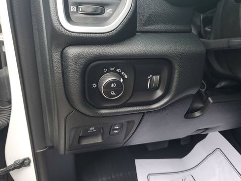 Used 2022 RAM 1500 Big Horn AWD/4WD image 20