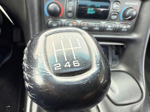 Used 1999 Chevrolet Corvette 2LT w/ Performance Handling Pkg image 31