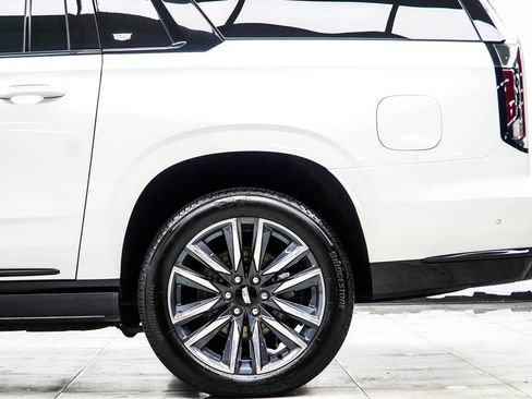 Used 2024 Cadillac Escalade ESV Sport w/ Touring Package AWD/4WD image 12