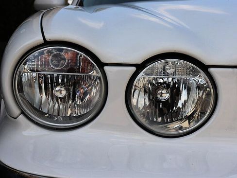 Used 2004 Jaguar XJ8 RWD image 31