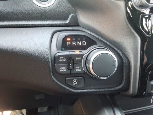 Used 2026 RAM 1500 Big Horn AWD/4WD image 38
