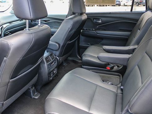 Certified 2022 Honda Pilot Elite image 20