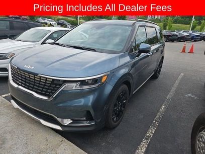 Used 2024 Kia Carnival SX