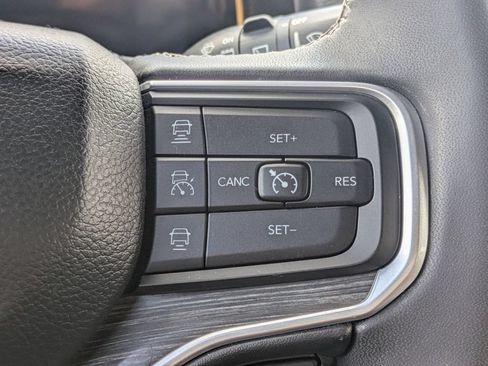 Used 2024 Jeep Wagoneer Series II w/ Flexible Seating Group AWD/4WD image 25