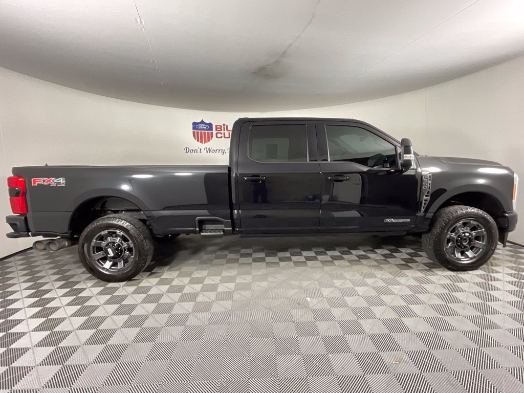 Used 2023 Ford F350 Lariat w/ Lariat Ultimate Package AWD/4WD image 2