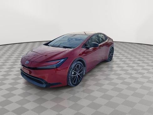 Used 2024 Toyota Prius XLE image 4