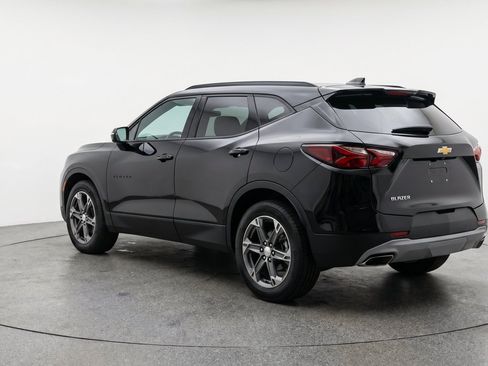 Used 2025 Chevrolet Blazer LT FWD image 6