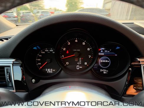 Used 2018 Porsche Macan Sport Edition AWD/4WD image 24
