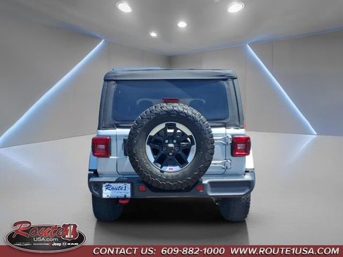 Used 2022 Jeep Wrangler Rubicon w/ LED Lighting Group AWD/4WD image 5